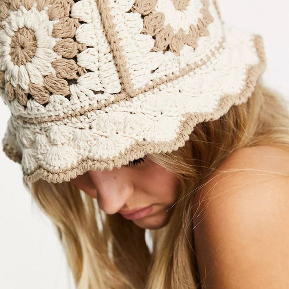 Sun-Flower Granny-Square Crochet Ruffle Bucket Beanie - Picture 4 of 9
